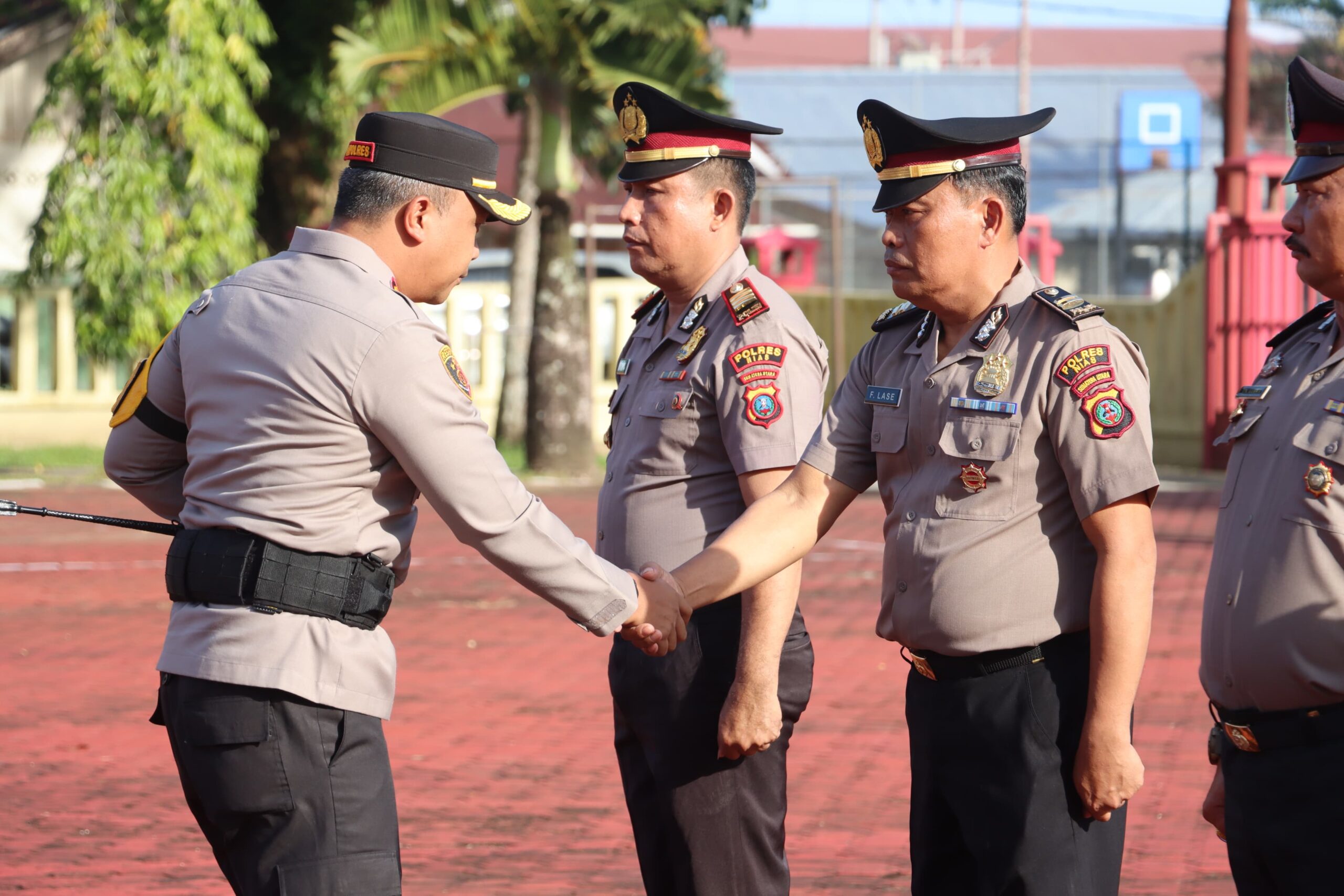 Sebanyak 42 Personel Polres Nias Terima Kenaikan Pangkat
